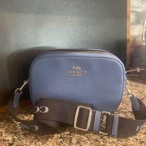 Adorable Coach Crossbody